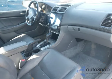 2006 Honda Accord 2.4 Ex from USA, damaged, VIN 1HGCM56756A105589